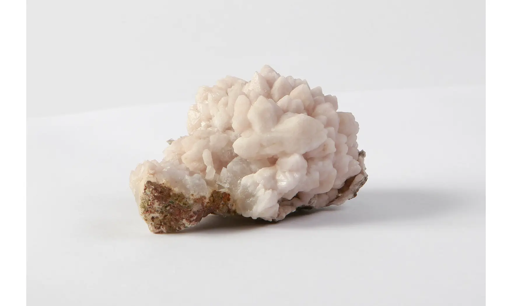 Pink quartz cristals