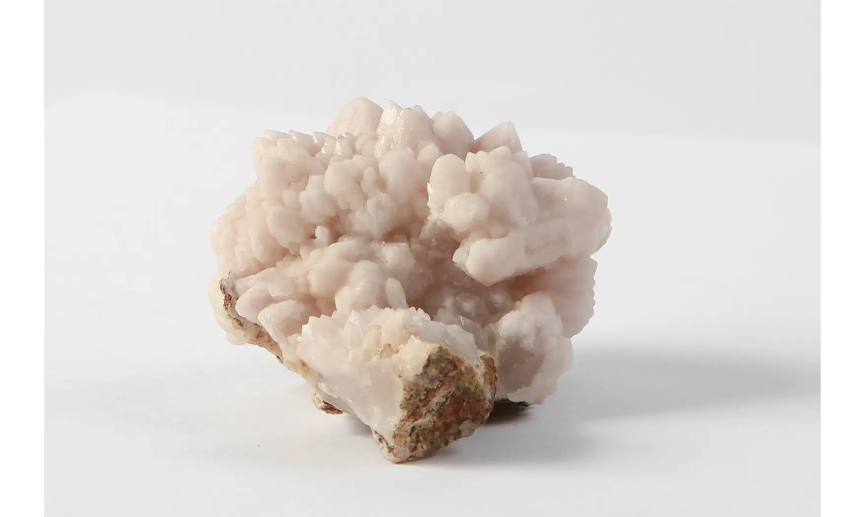 Pink quartz cristals