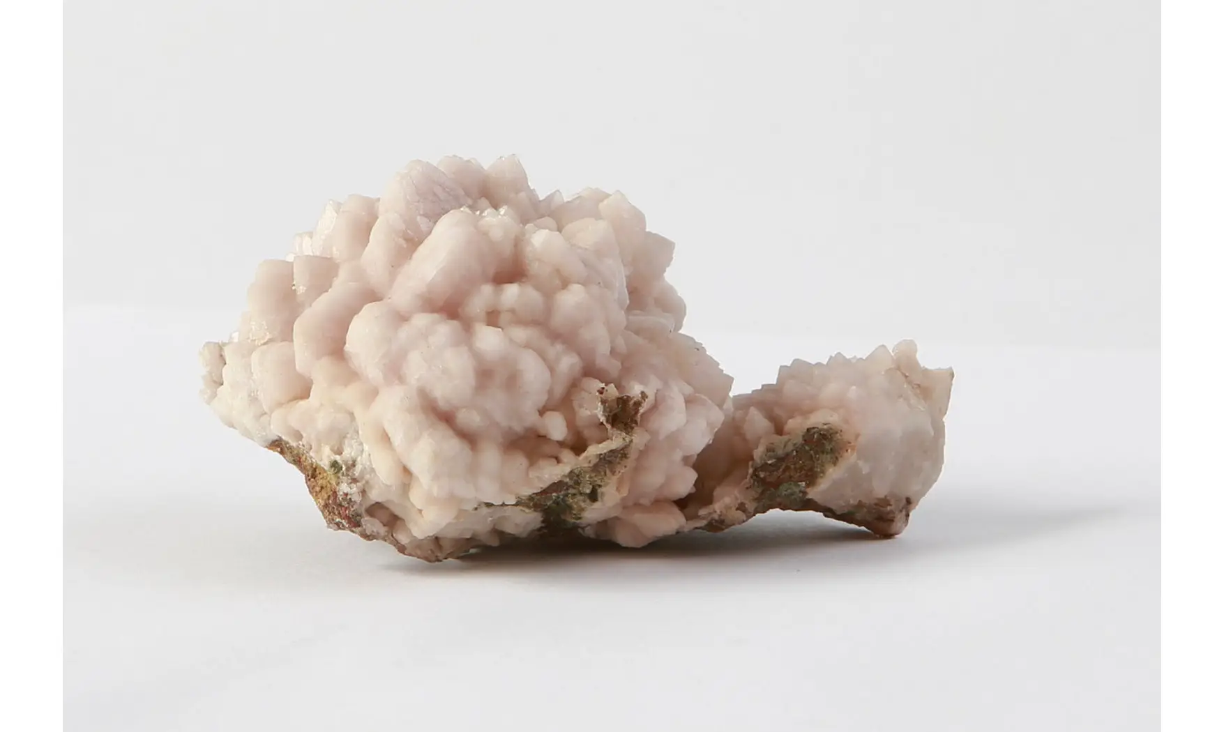 Pink quartz cristals