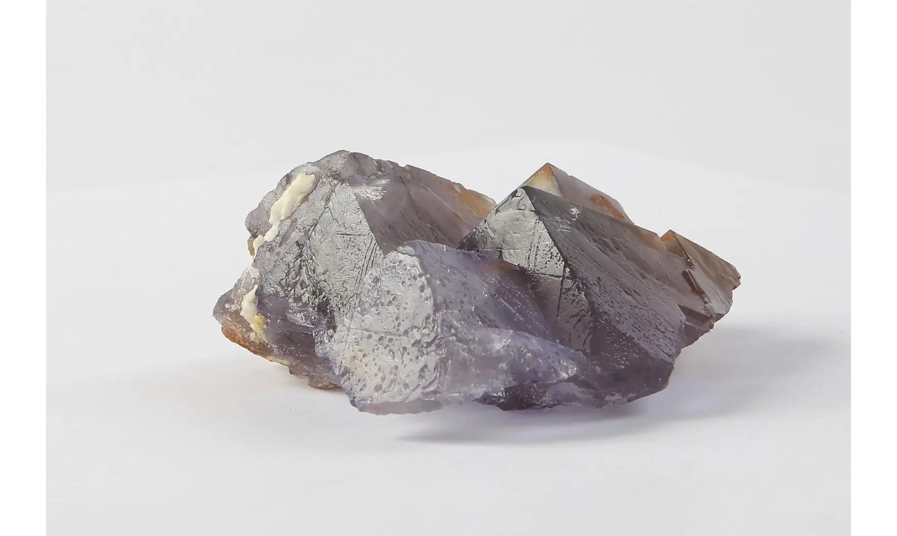 Fluorine fluorite violet