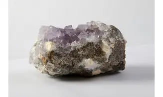 Fluorine fluorite violet