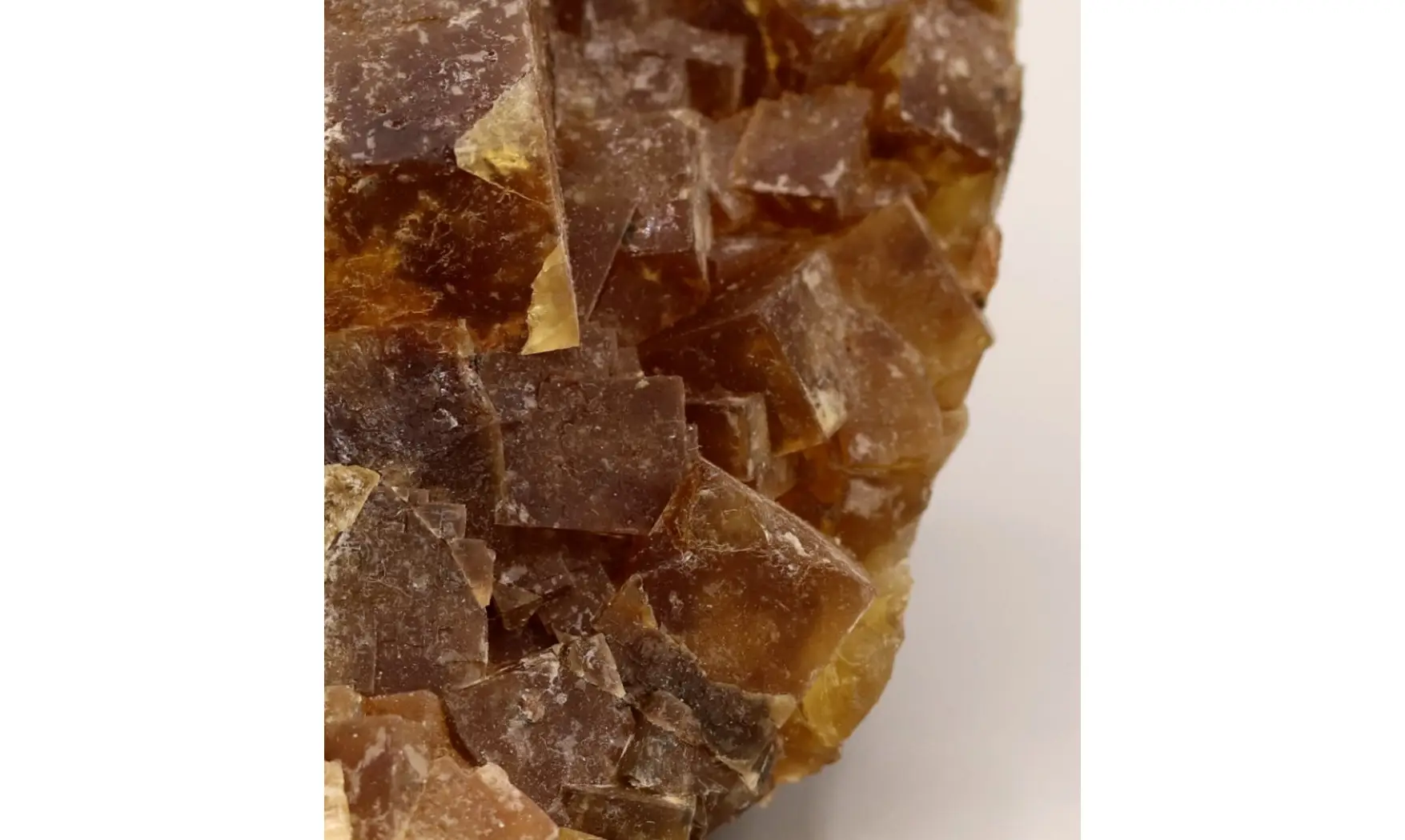 Fluorine fluorite jaune
