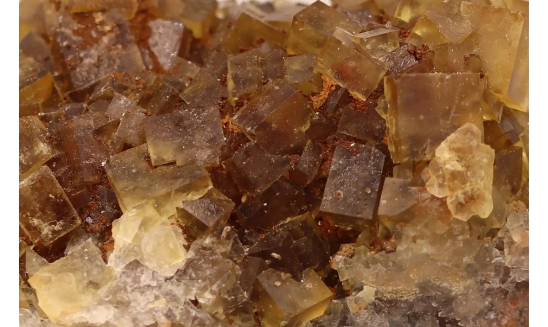 Fluorine fluorite + Barytine