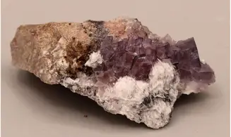 Fluorine fluorite violet