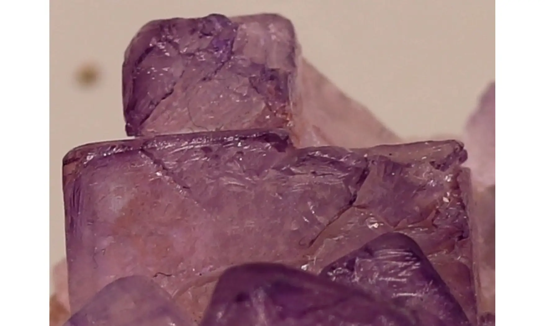 Fluorine fluorite violet