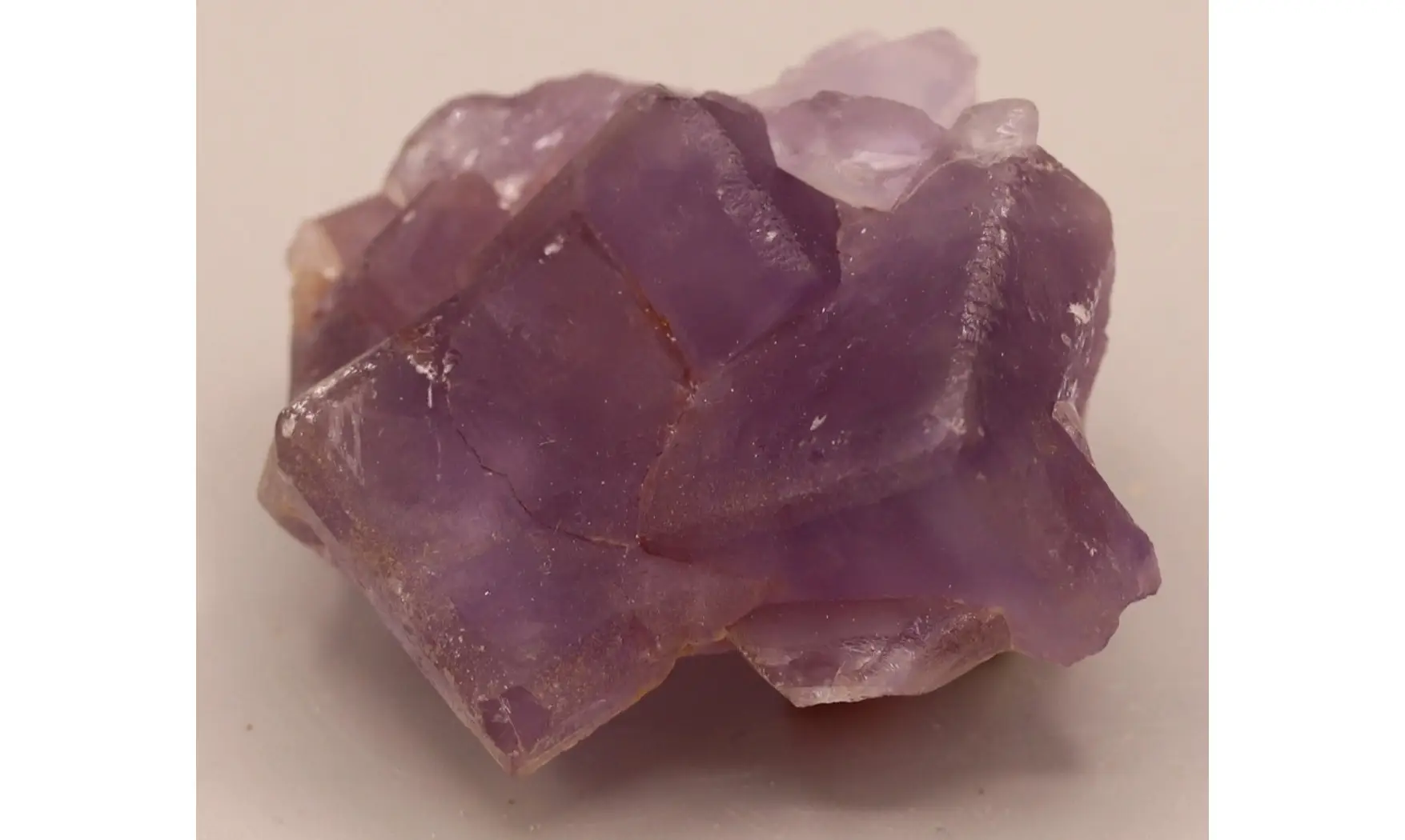 Fluorine fluorite violette