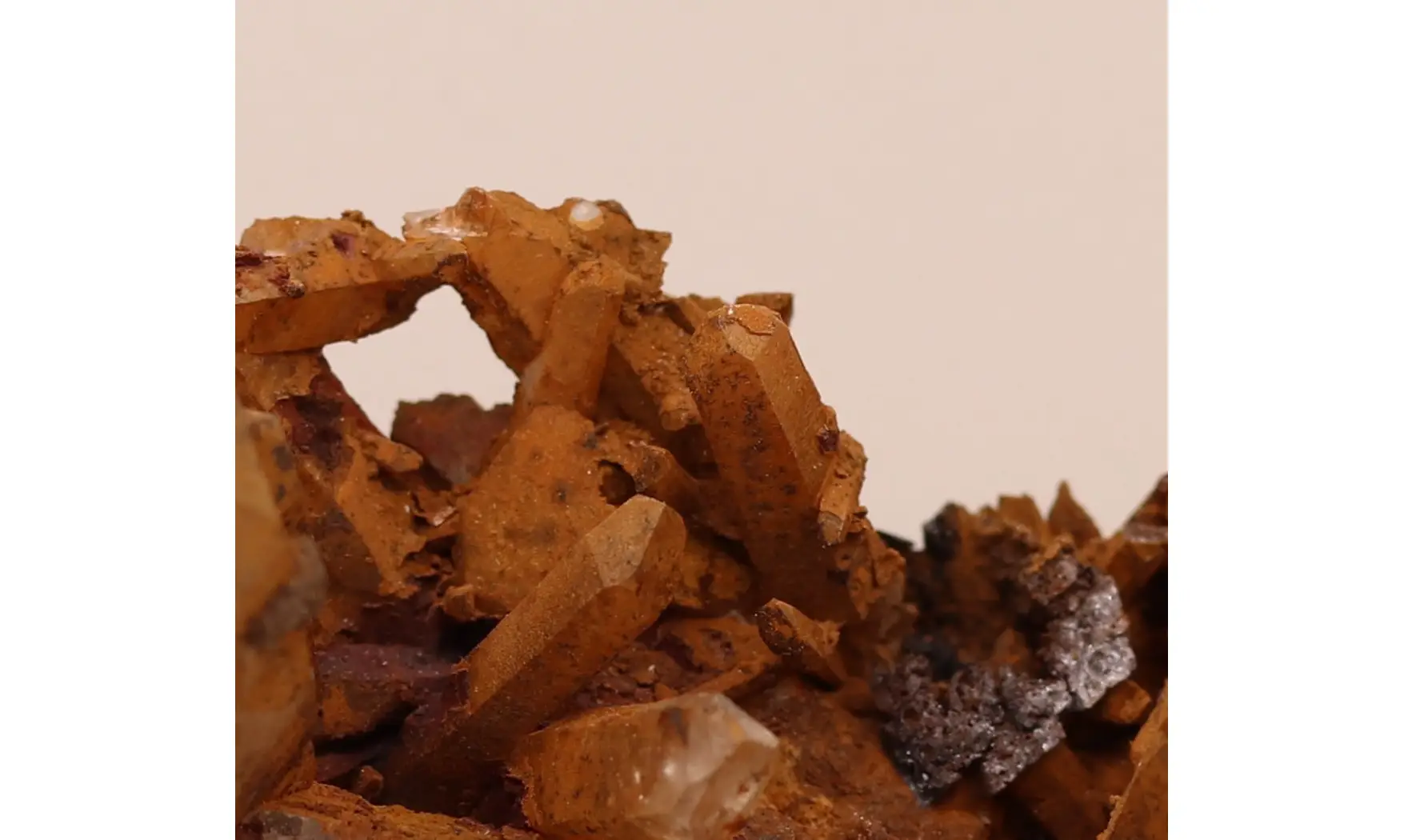 Quartz + hematite
